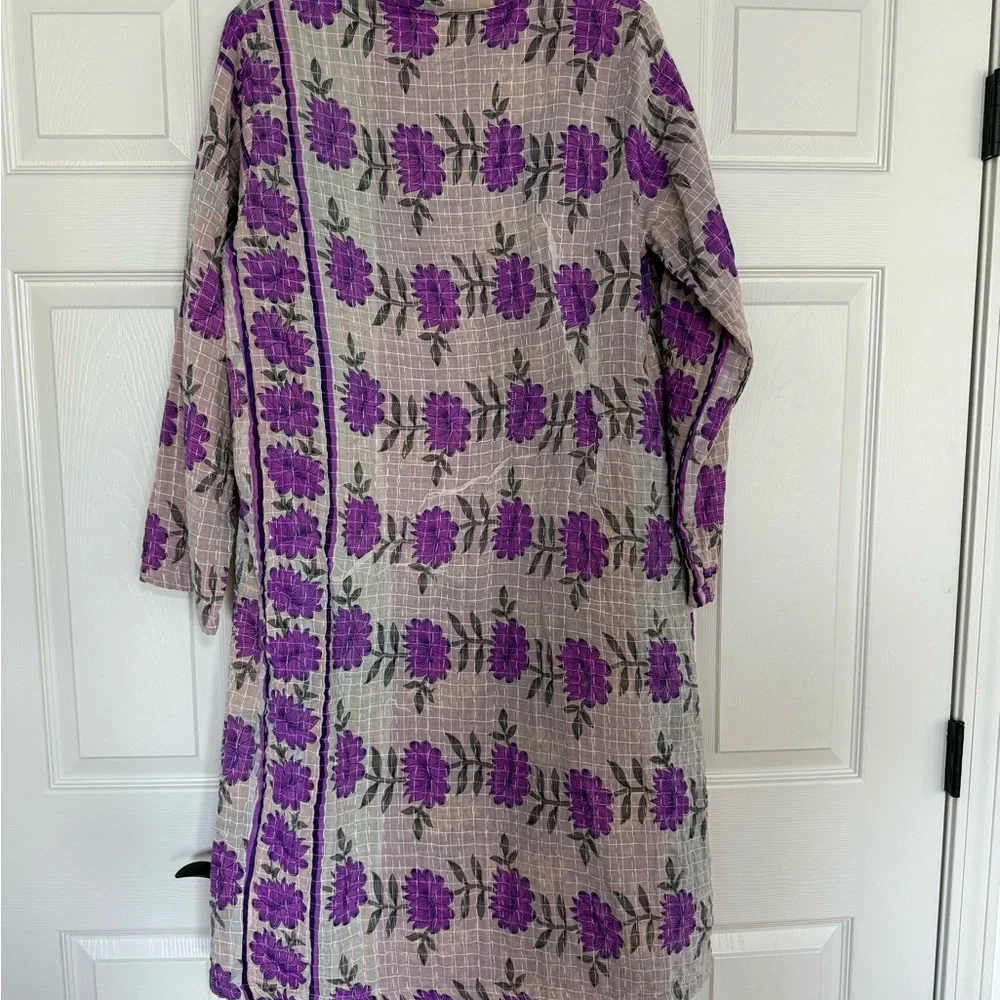 Floral Purple and Gray Kimono - Picture 3 of 10